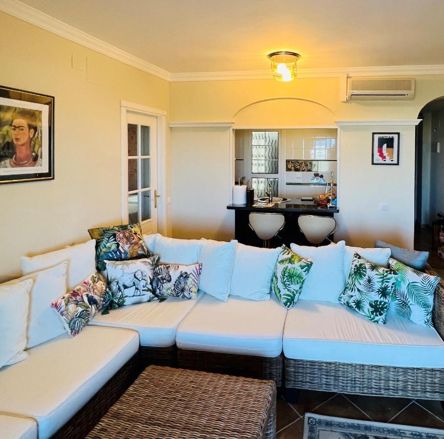 Marina II Apartment อูเอลบา ภายนอก รูปภาพ